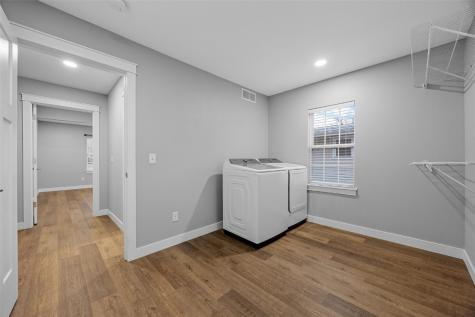 1006 E 1st Street Anamosa IA 52205