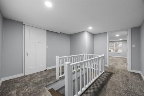 1006 E 1st Street Anamosa IA 52205