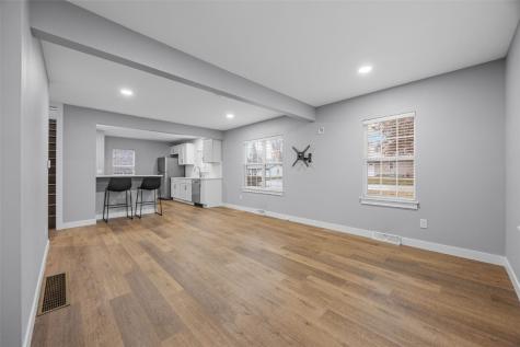 1006 E 1st Street Anamosa IA 52205