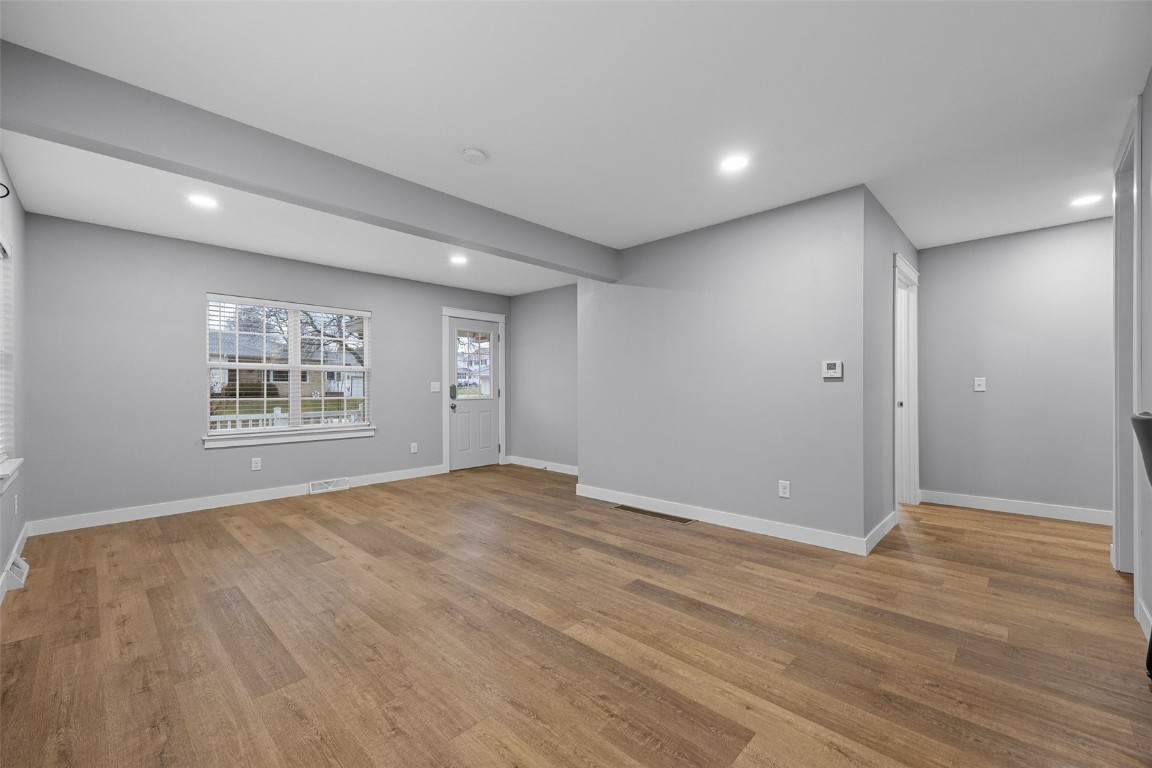 1006 E 1st Street Anamosa IA 52205