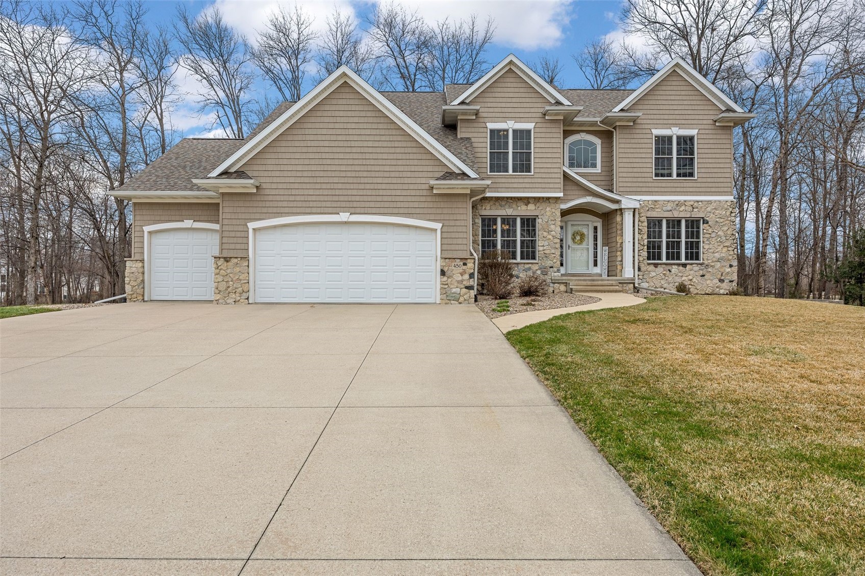 450 Hickory Court Robins IA 52328