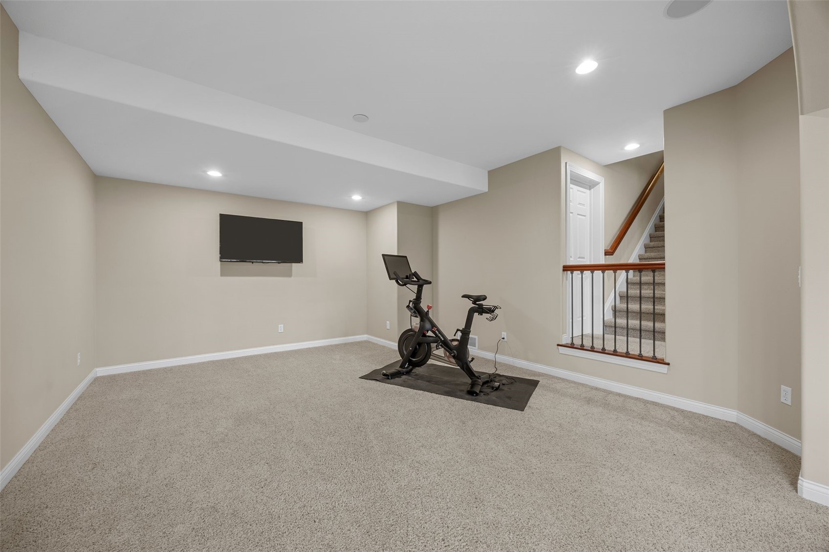 450 Hickory Court Robins IA 52328