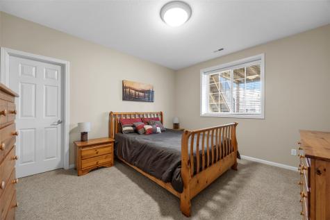 450 Hickory Court Robins IA 52328