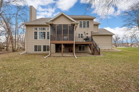 450 Hickory Court Robins IA 52328