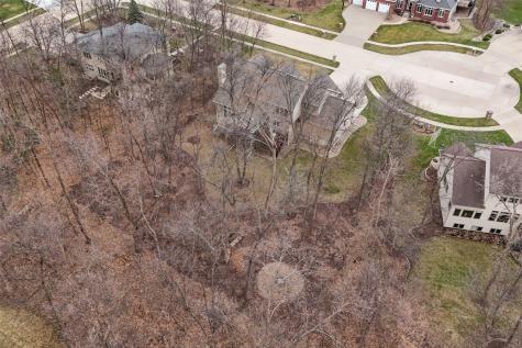 450 Hickory Court Robins IA 52328