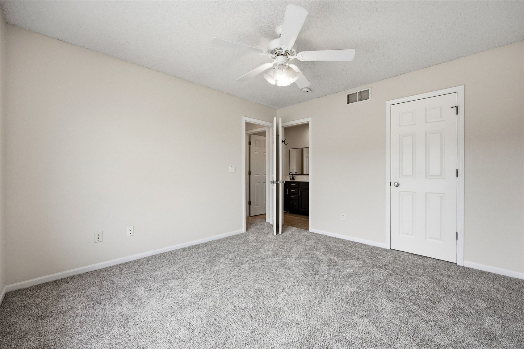 1455 Hayden Lane North Liberty IA 52317
