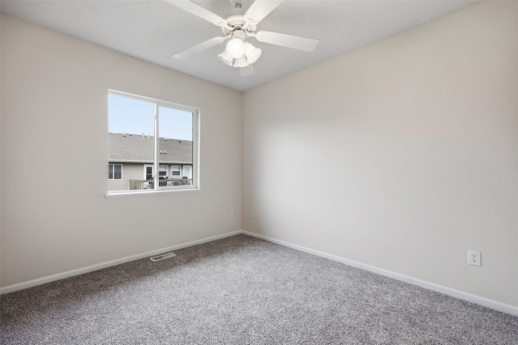 1455 Hayden Lane North Liberty IA 52317