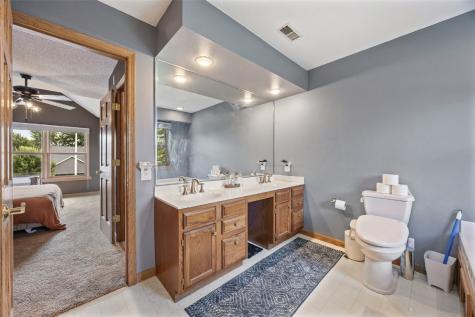 1720 Charleston Drive Marion IA 52302