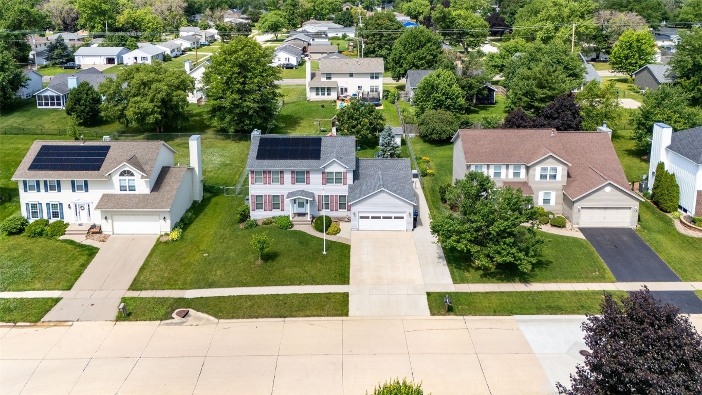 1720 Charleston Drive Marion IA 52302