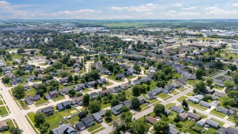 1720 Charleston Drive Marion IA 52302