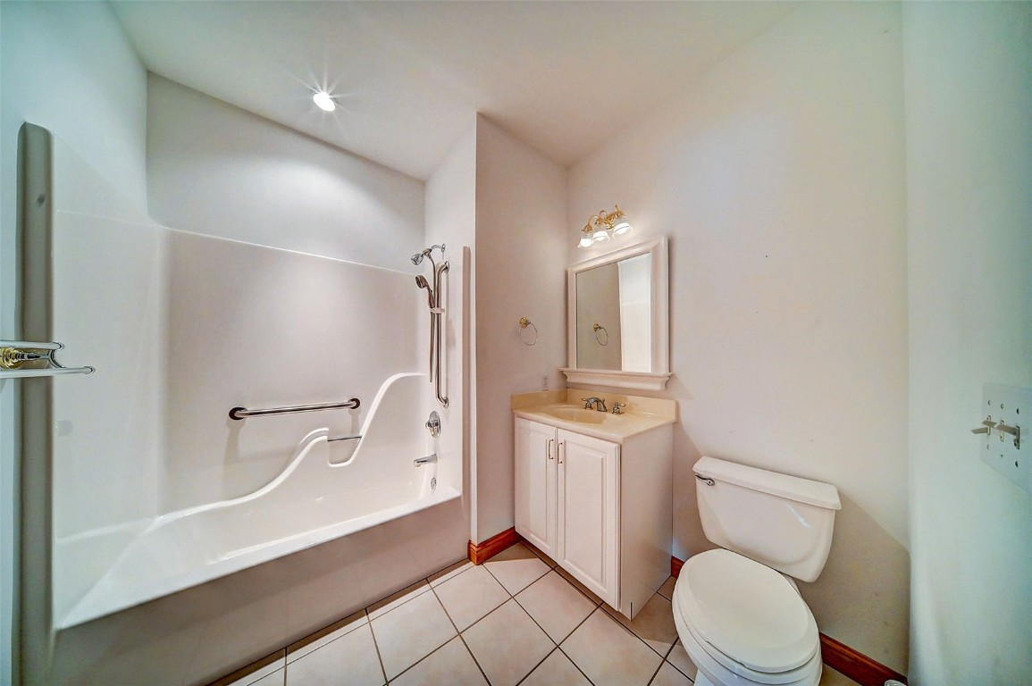 122 Lakota Court NE Cedar Rapids IA 52402