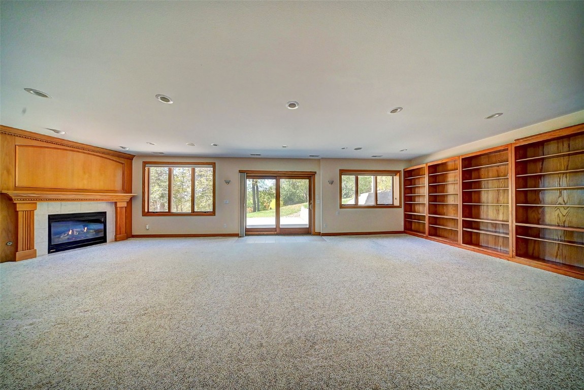 122 Lakota Court NE Cedar Rapids IA 52402