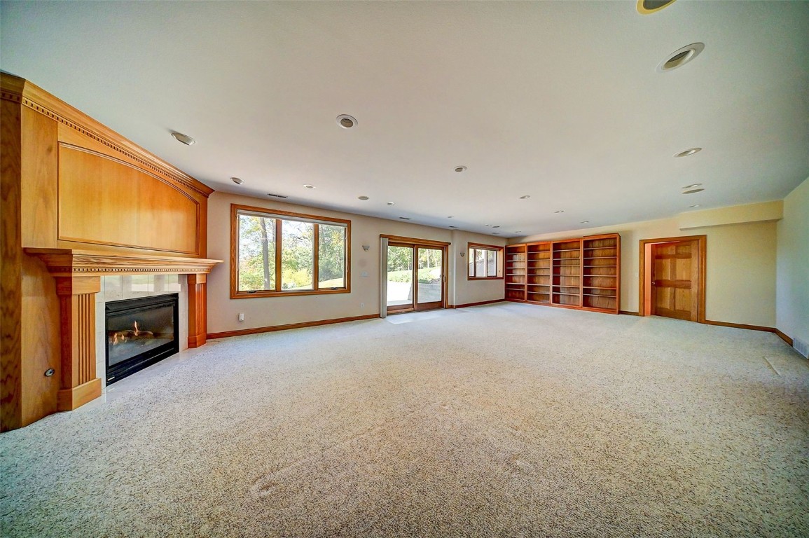 122 Lakota Court NE Cedar Rapids IA 52402