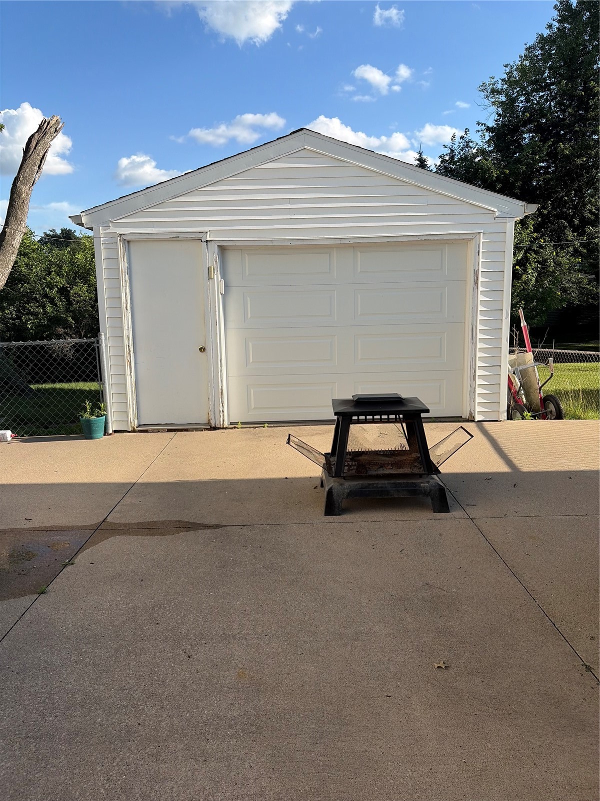 2125 Richard Drive NE Cedar Rapids IA 52402