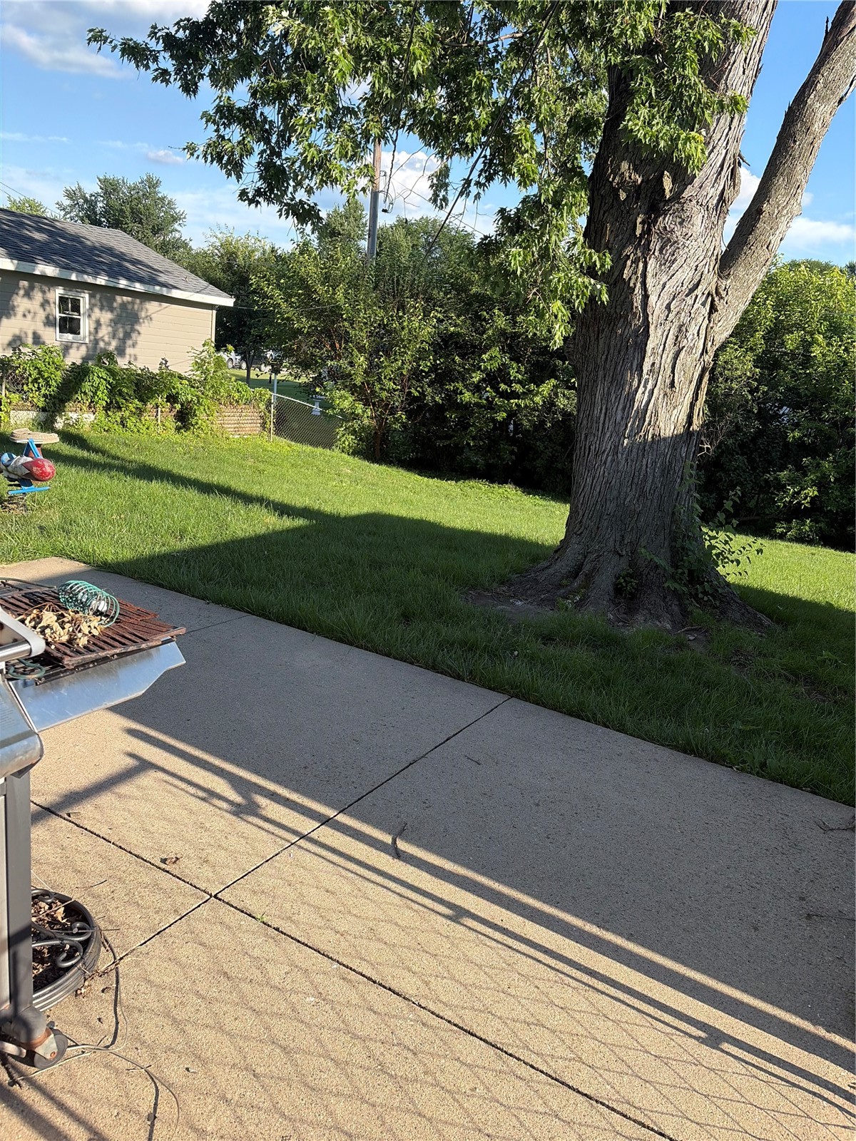 2125 Richard Drive NE Cedar Rapids IA 52402