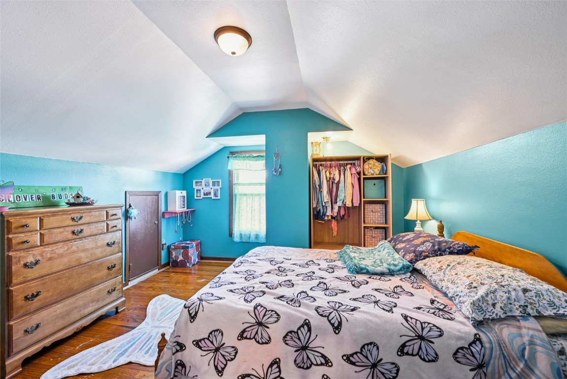 211 Fremont Street Blairstown IA 52209