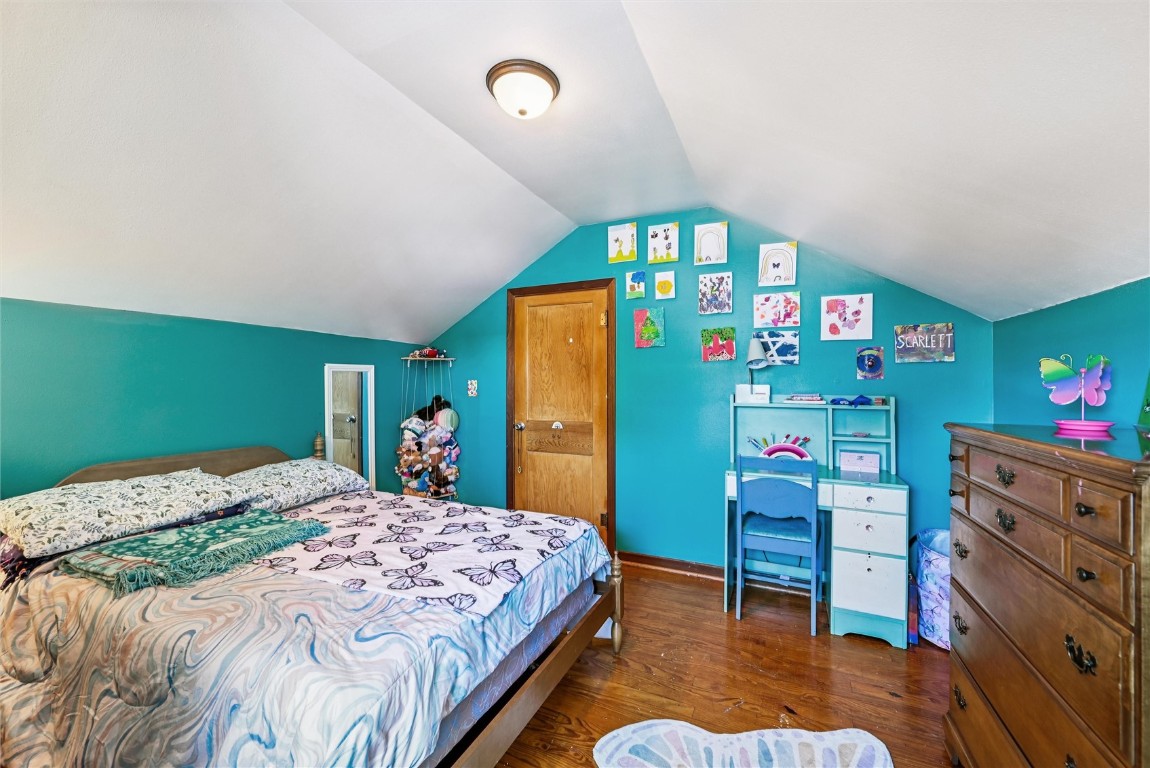 211 Fremont Street Blairstown IA 52209