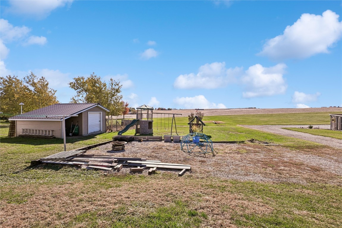 211 Fremont Street Blairstown IA 52209