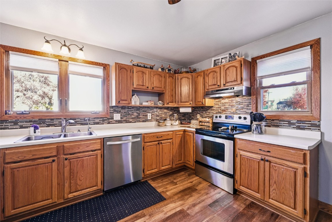 211 Fremont Street Blairstown IA 52209