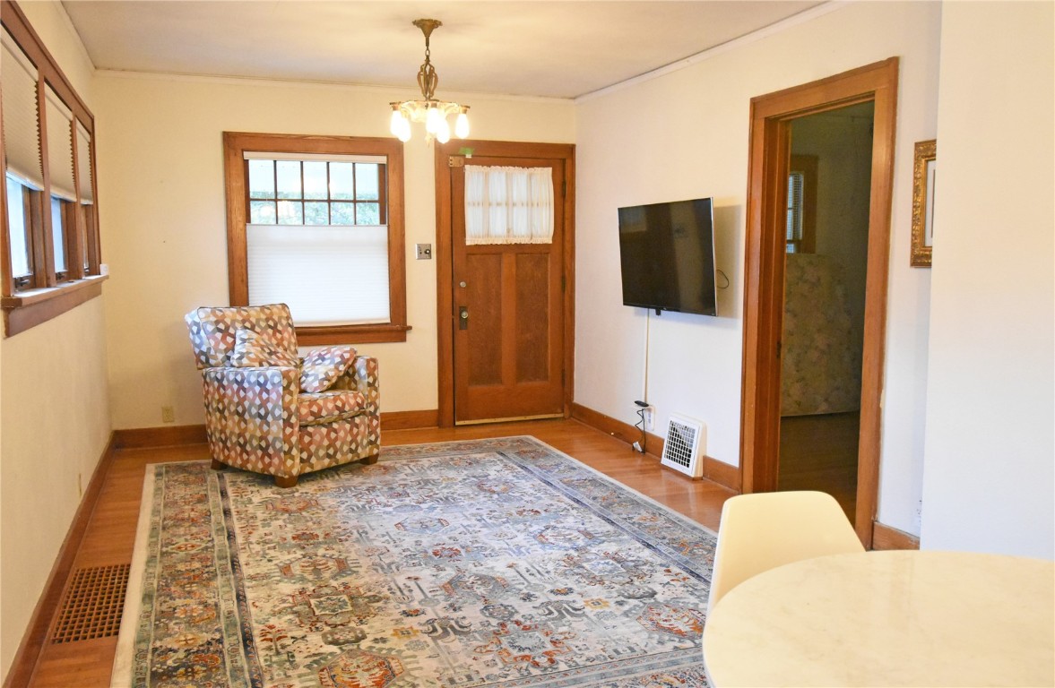 2121 E Avenue NE Cedar Rapids IA 52402