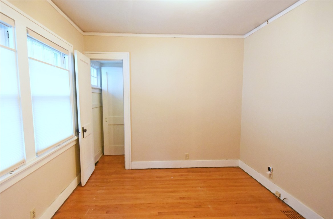 2121 E Avenue NE Cedar Rapids IA 52402