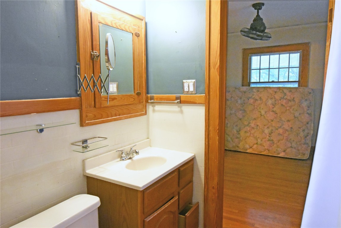 2121 E Avenue NE Cedar Rapids IA 52402