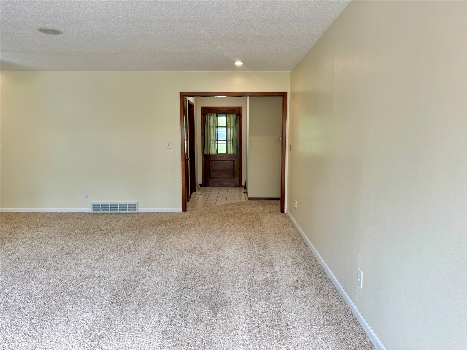 4261 Oak Leaf Lane NE Iowa City IA 52240