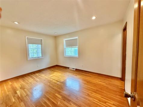 4261 Oak Leaf Lane NE Iowa City IA 52240