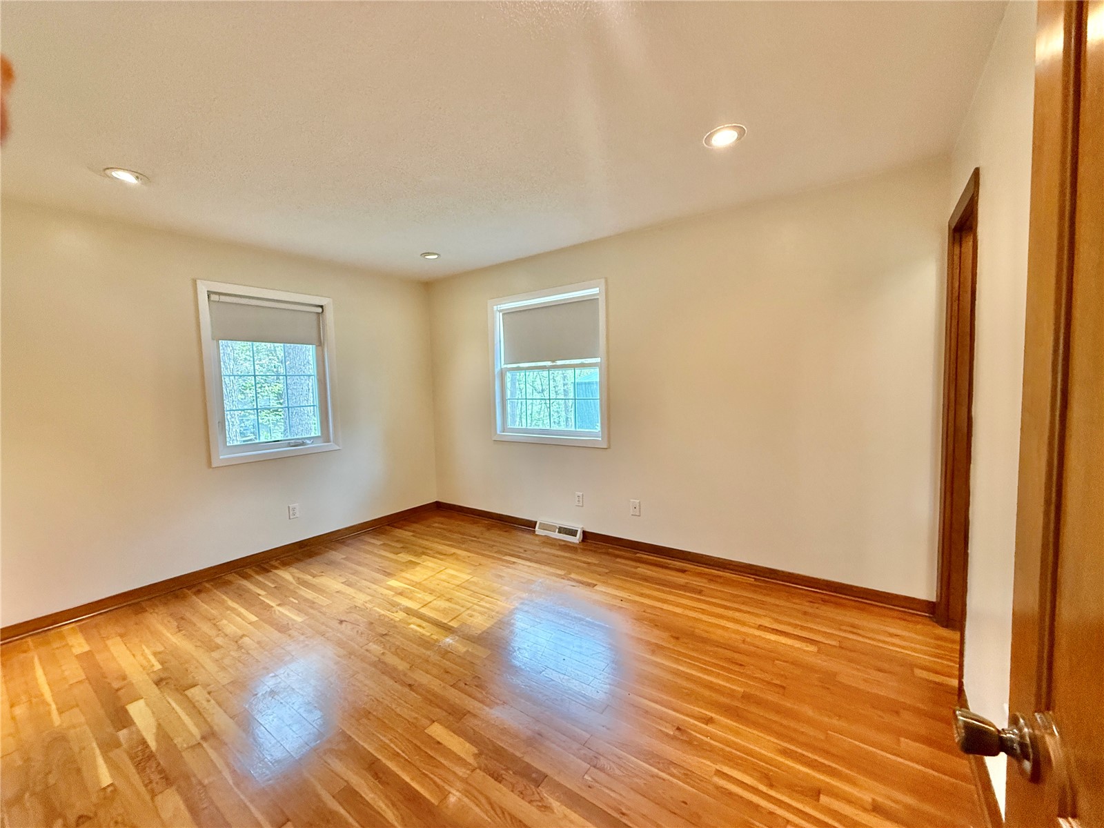 4261 Oak Leaf Lane NE Iowa City IA 52240