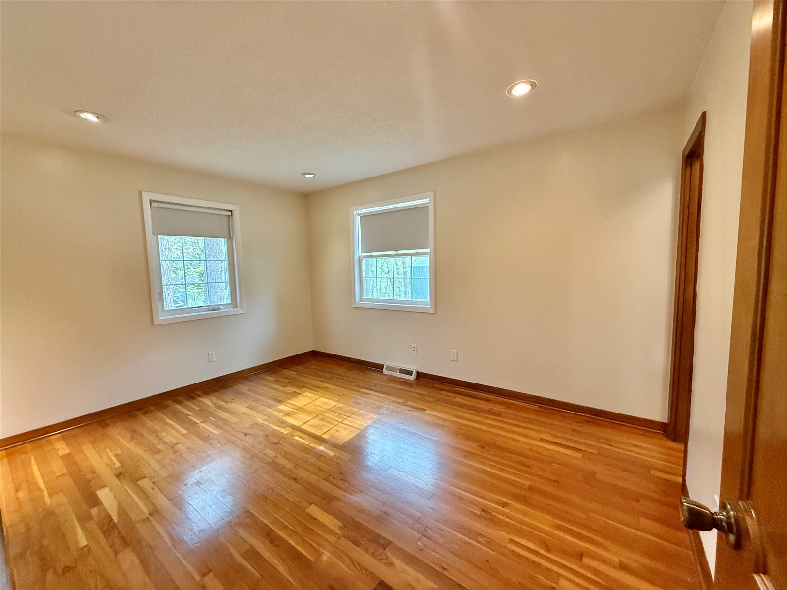 4261 Oak Leaf Lane NE Iowa City IA 52240