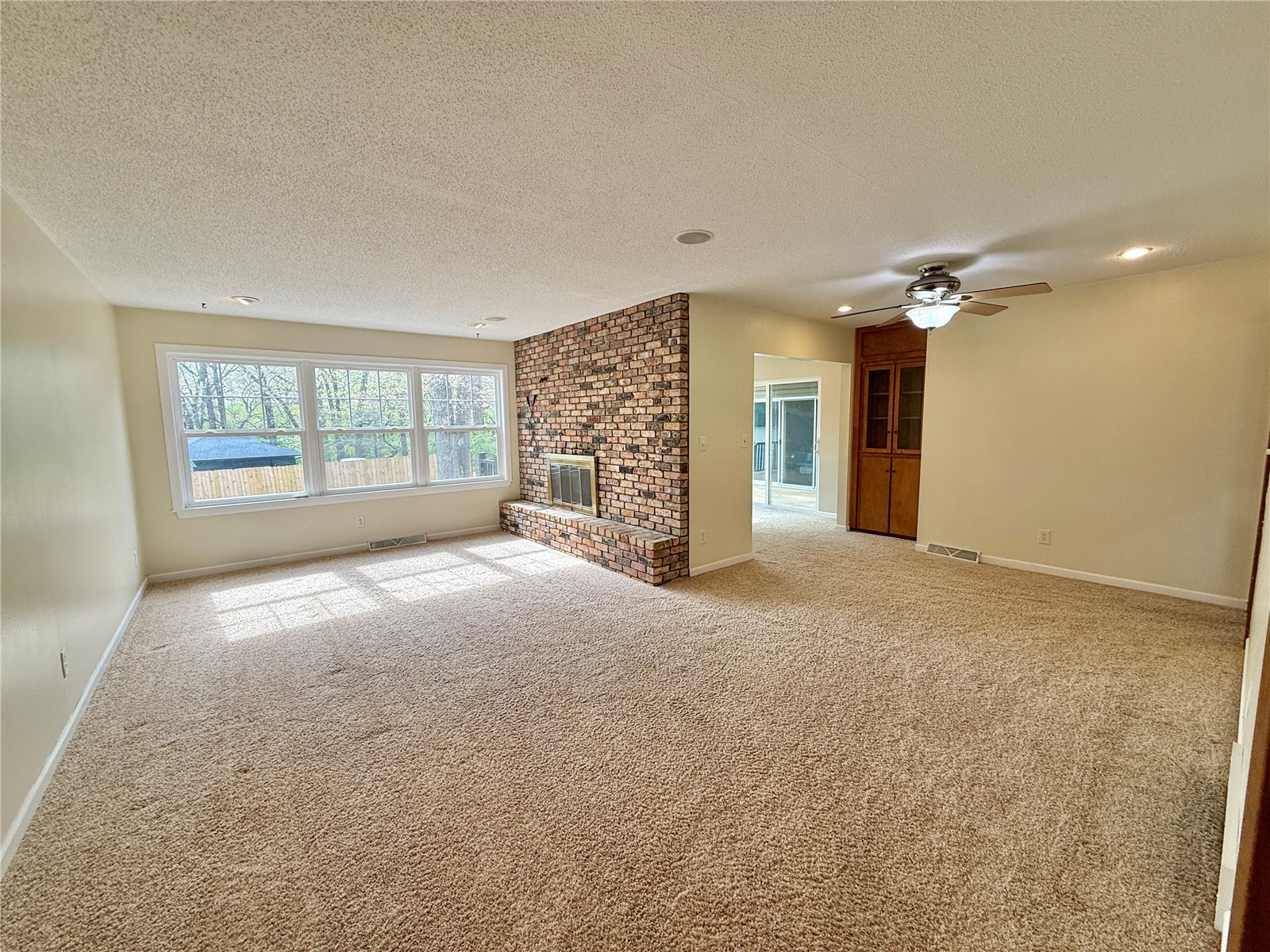 4261 Oak Leaf Lane NE Iowa City IA 52240