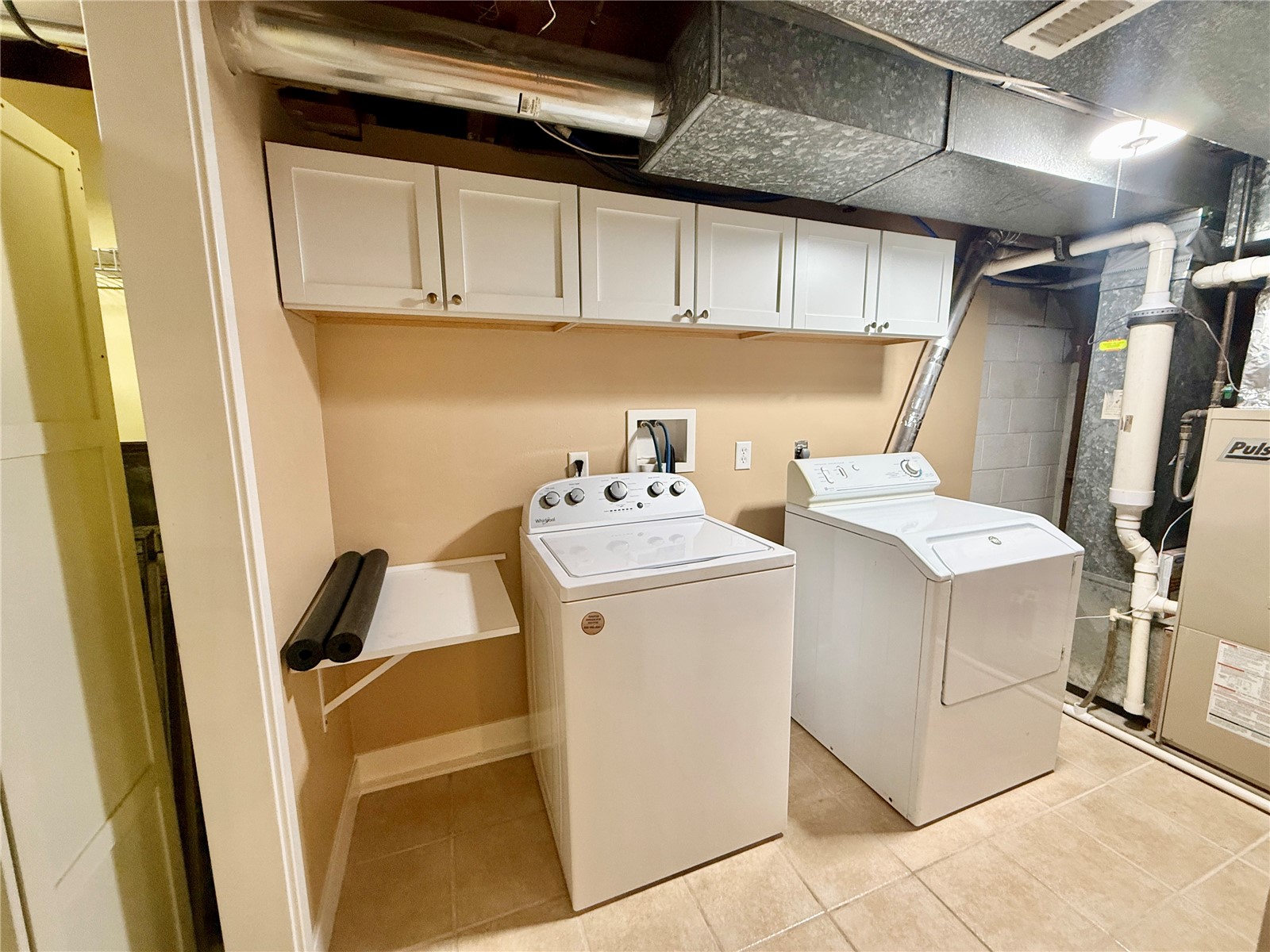 4261 Oak Leaf Lane NE Iowa City IA 52240