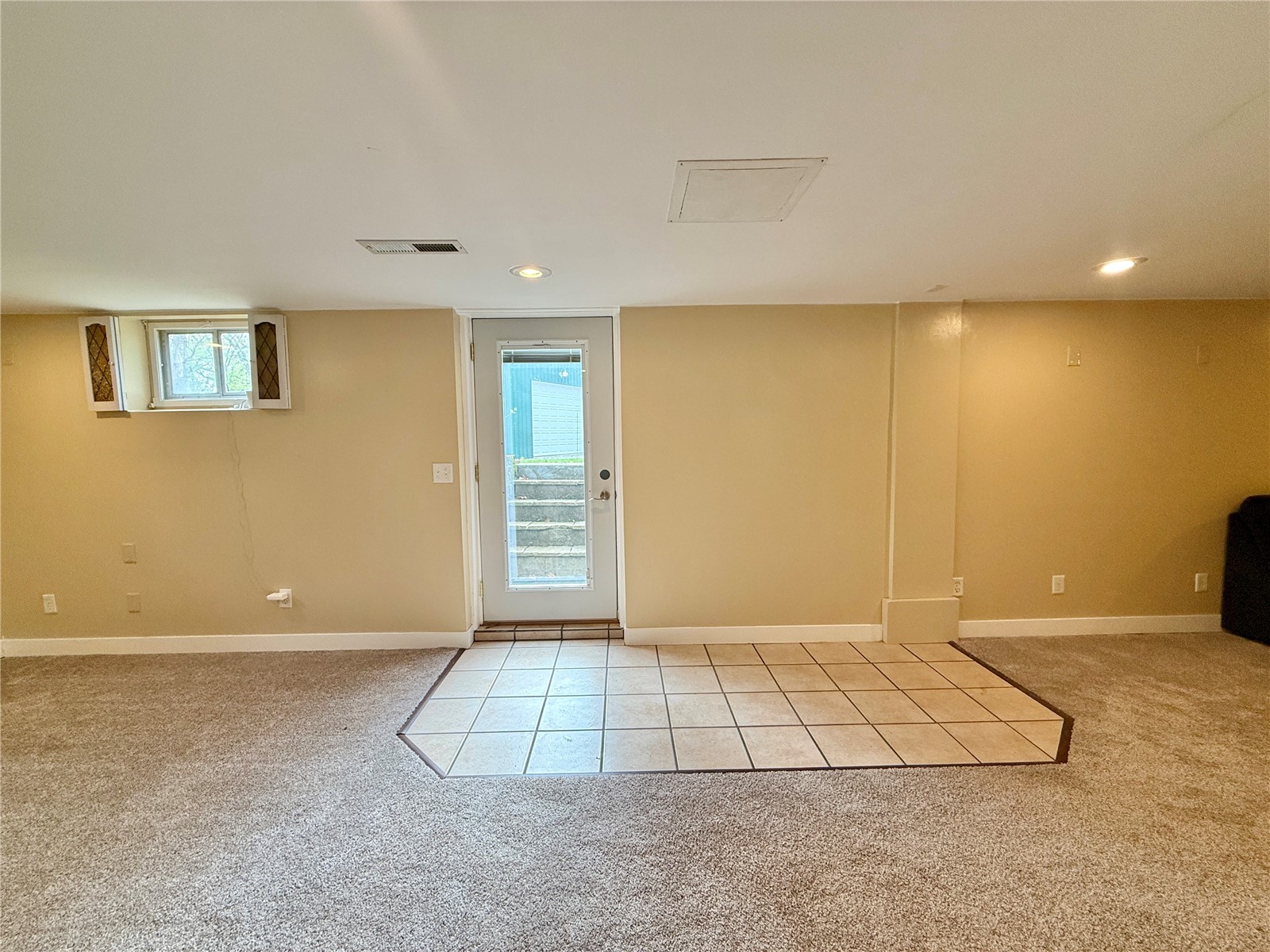 4261 Oak Leaf Lane NE Iowa City IA 52240