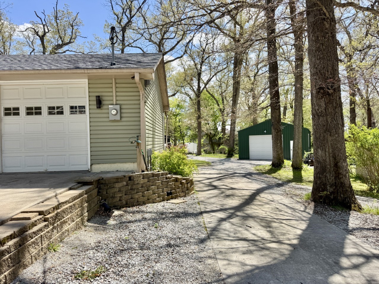 4261 Oak Leaf Lane NE Iowa City IA 52240