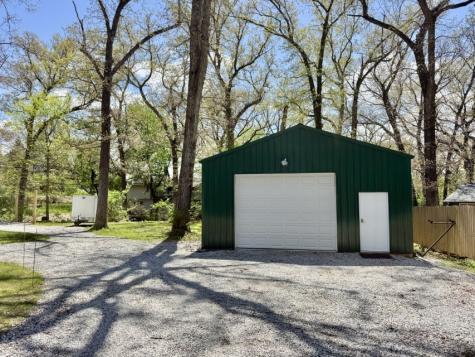 4261 Oak Leaf Lane NE Iowa City IA 52240