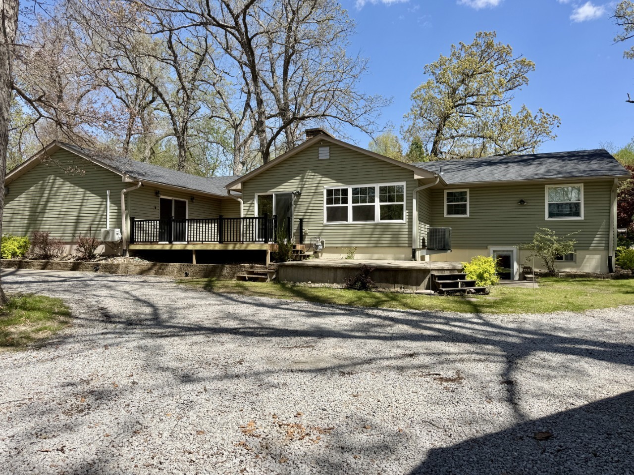 4261 Oak Leaf Lane NE Iowa City IA 52240