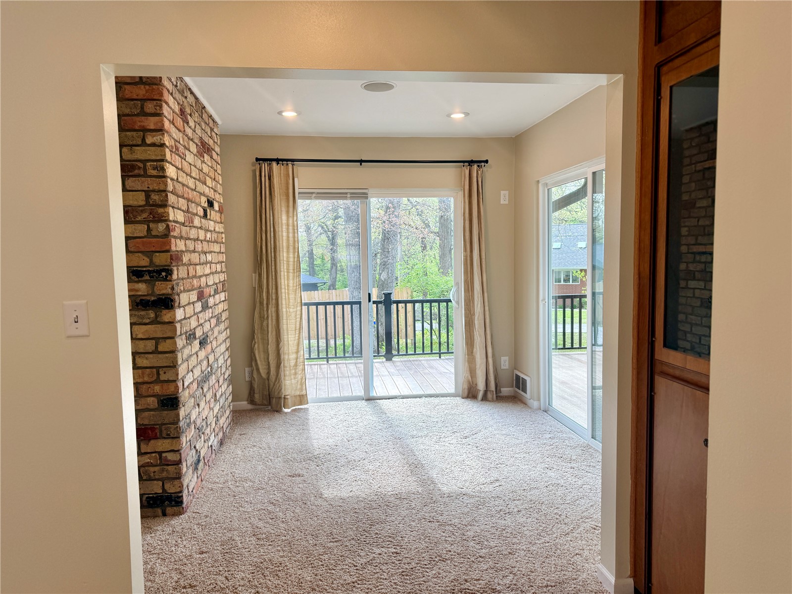 4261 Oak Leaf Lane NE Iowa City IA 52240