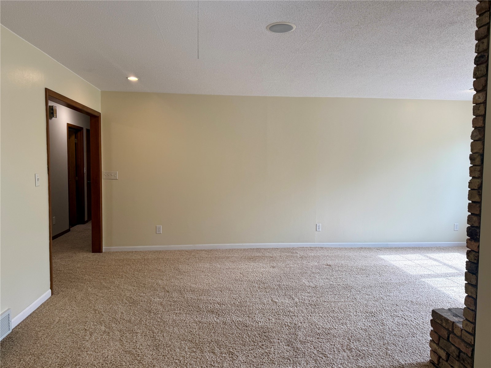 4261 Oak Leaf Lane NE Iowa City IA 52240