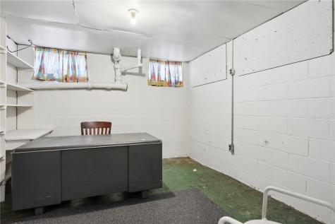 405 Washington Lowden IA 52255