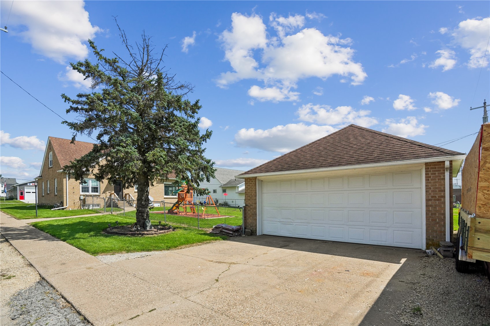 405 Washington Lowden IA 52255