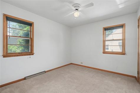 1627 Miami Drive NE Cedar Rapids IA 52402