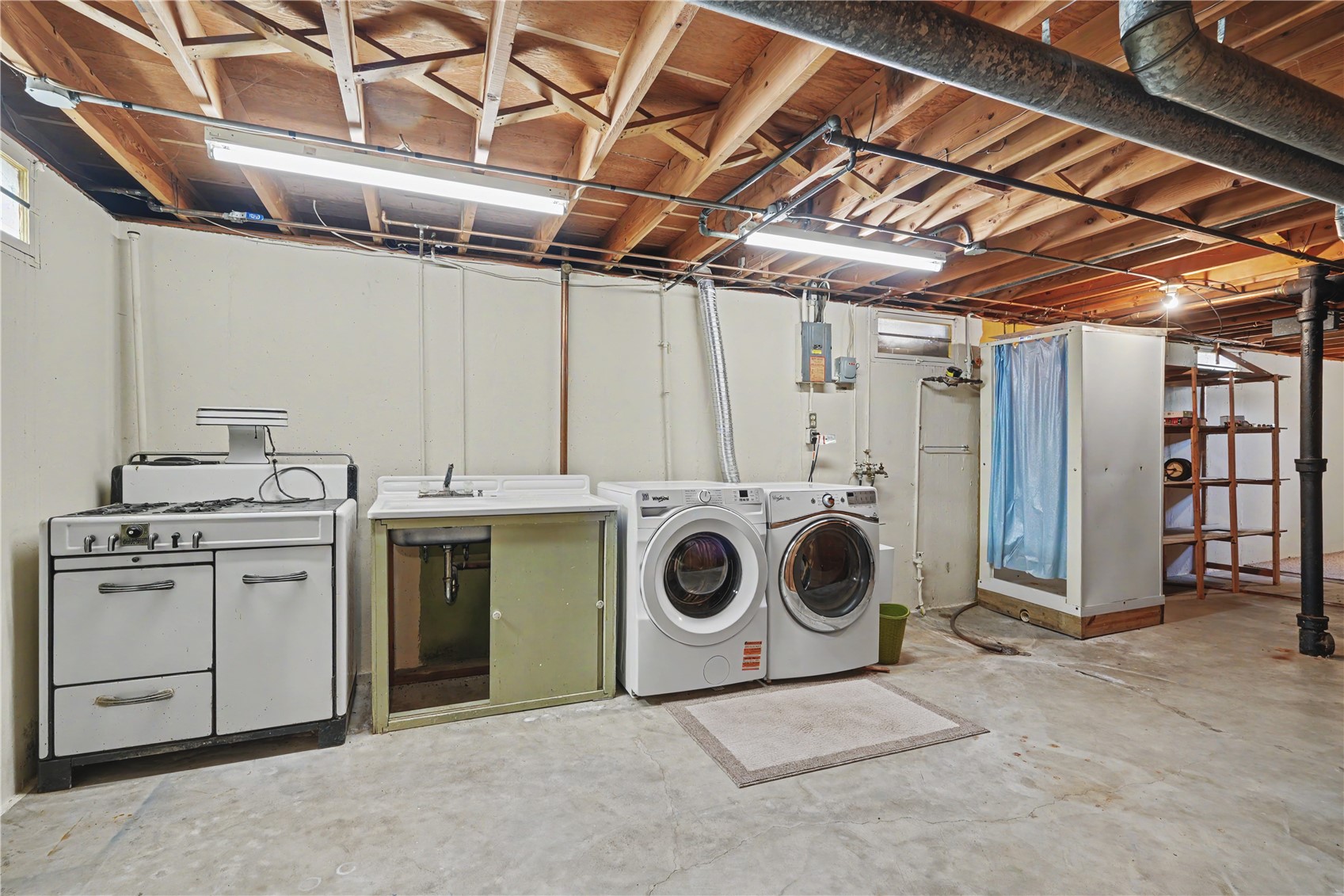 1627 Miami Drive NE Cedar Rapids IA 52402