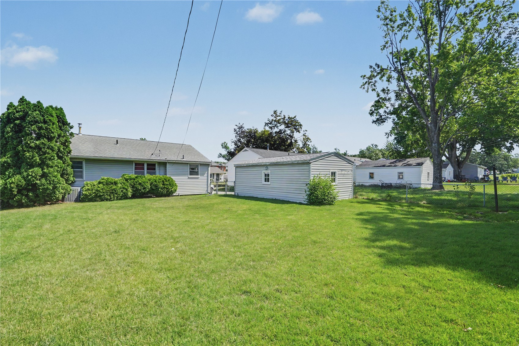 1627 Miami Drive NE Cedar Rapids IA 52402