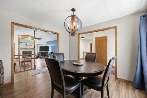 7412 Berkshire Drive NE Cedar Rapids IA 52402