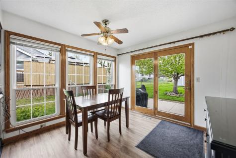 7412 Berkshire Drive NE Cedar Rapids IA 52402