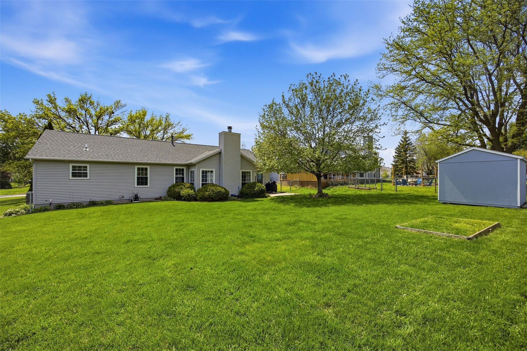 7412 Berkshire Drive NE Cedar Rapids IA 52402