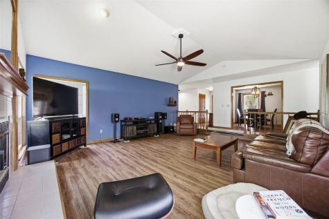 7412 Berkshire Drive NE Cedar Rapids IA 52402