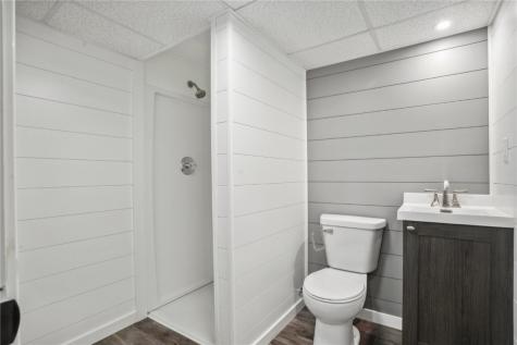 1617 Sierra Drive NE Cedar Rapids IA 52402