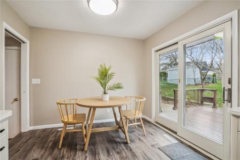 1617 Sierra Drive NE Cedar Rapids IA 52402