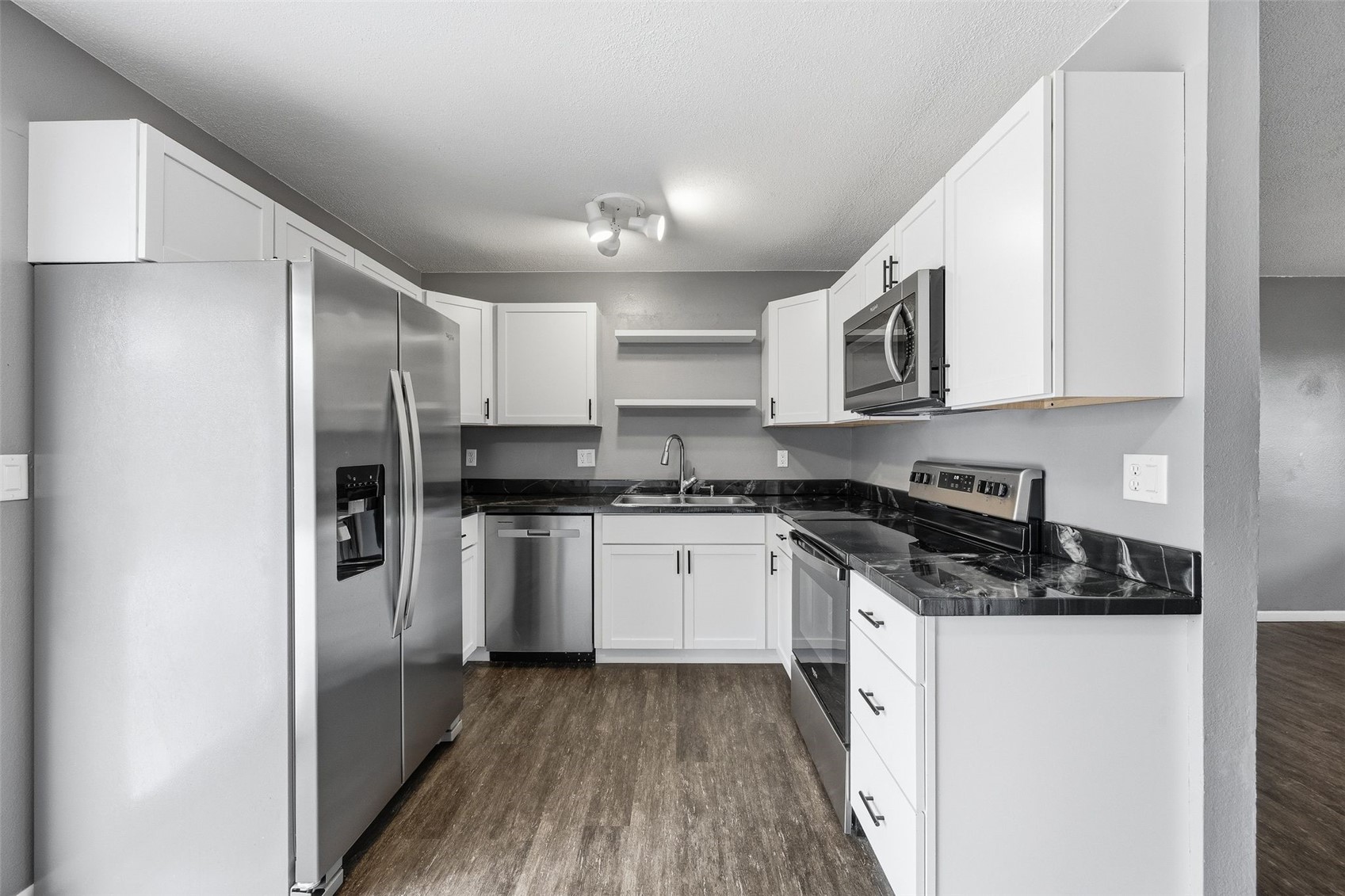 1715 Northbrook Drive NE Cedar Rapids IA 52402